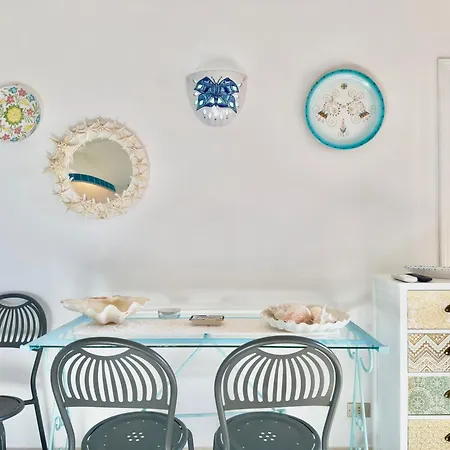 아파트 Sunset House With Sea View Private Terrace In - Wifi - By Coral 바야사드리니아
