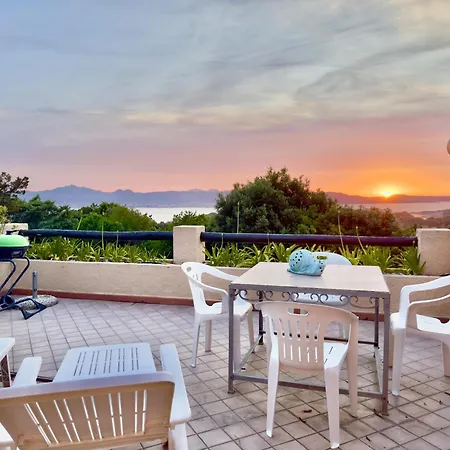 Sunset House With Sea View Private Terrace In - Wifi - By Coral 바야사드리니아